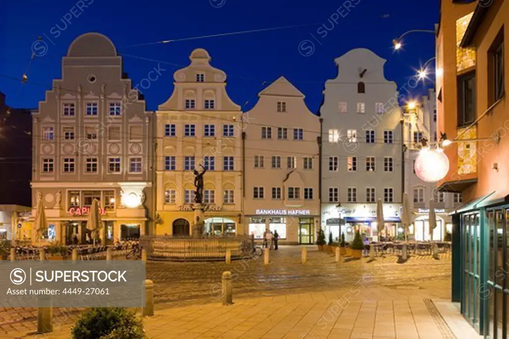 Moritzplatz at night, market square in the old town of Augsburg, Augsburg, Bavaria, Germany, Europe