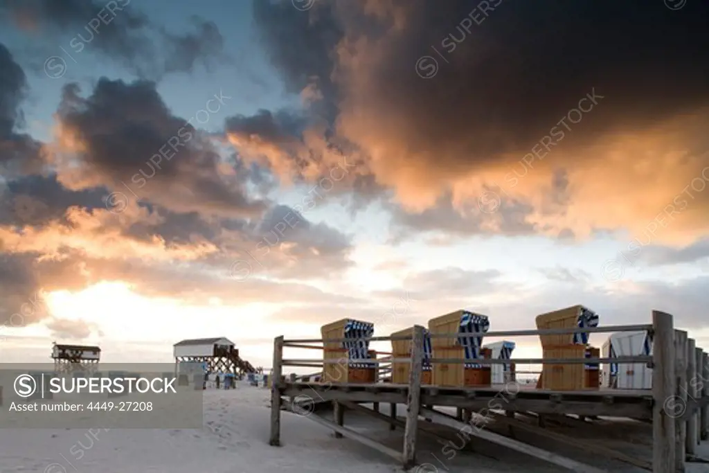 Beach chairs on the beach in the evening, St. Peter Ording, Eiderstedt peninsula, Schleswig Holstein, Germany, Europe