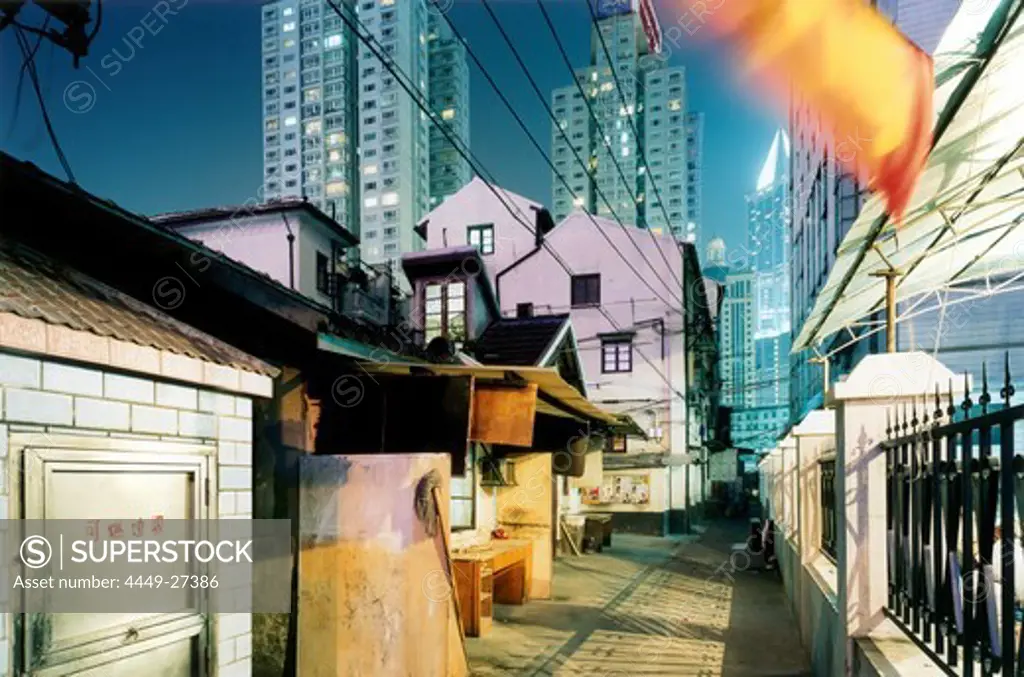 Alley with Longtangs, houses, Skyscrapers in the background, Yan´an Donglu, Shanghai, China