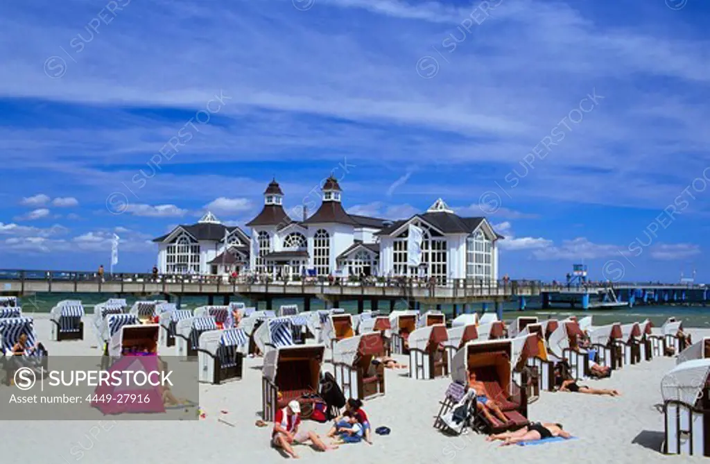 Europe, Germany, Mecklenburg-Western Pomerania, isle of Ruegen, sellin Seaside Resort, view of the Seebruecke
