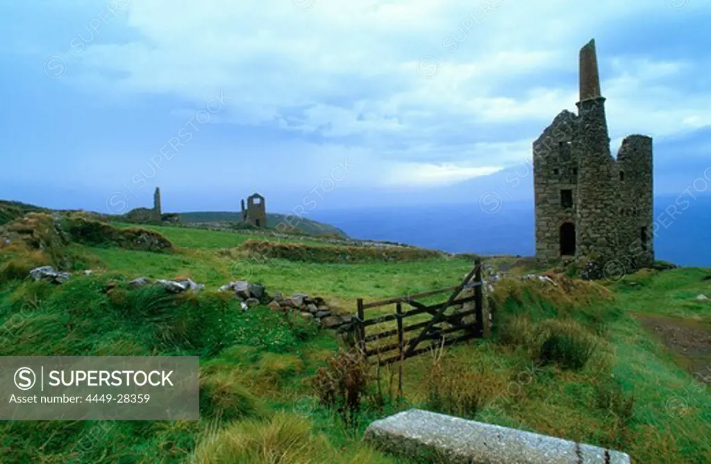 Europe, England, Cornwall, old tin mines in Botallack