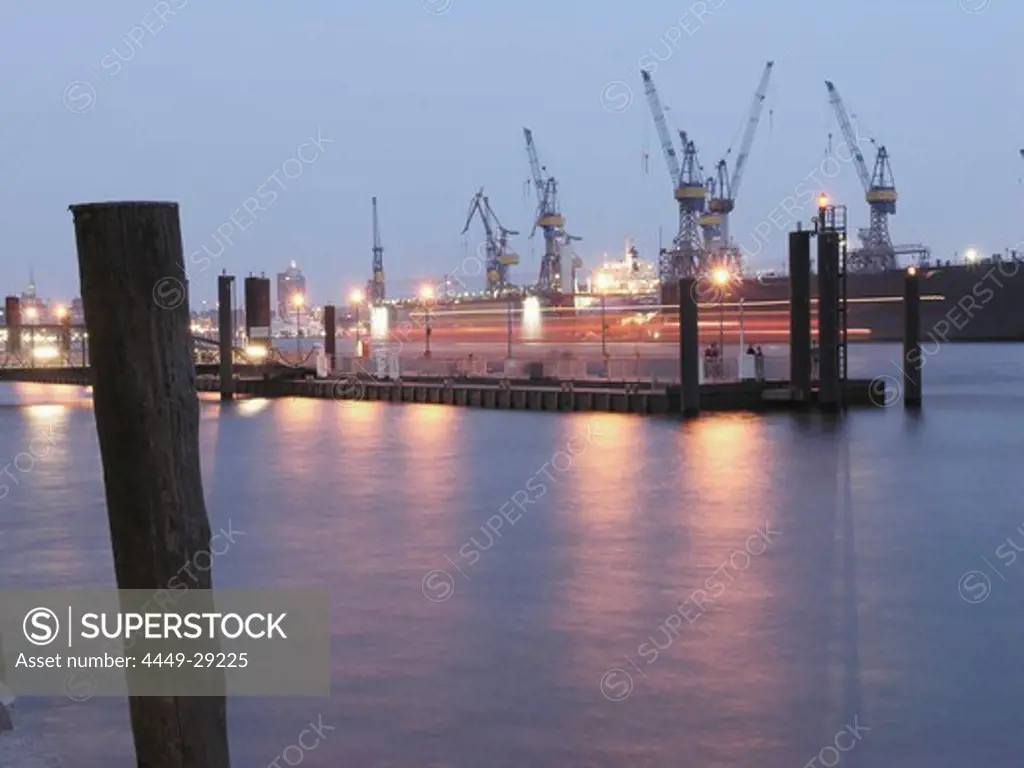 Landing stage with view to the shipyard, Hanseatic City of Hamburg, Germany