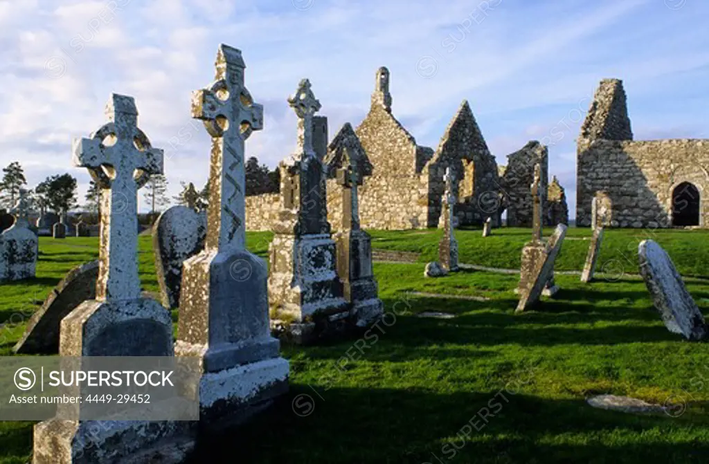 Ruins of the monastery of Clonmacnoise with gravestones, County Offaly, Ireland, Europe