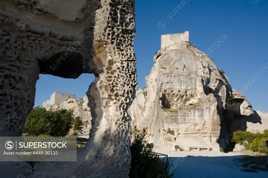 Tumbledown rock fortress, Les-Baux-de-Provence, Vaucluse, Provence, France