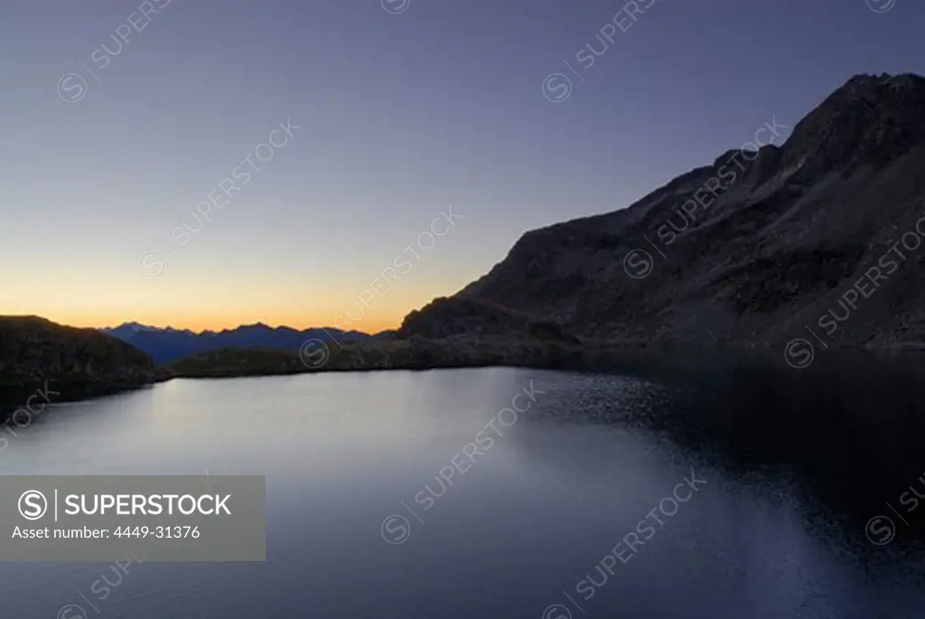 morning mood at lake Wangenitzsee with view to Reisseck range and Polinik, Schobergruppe range, Hohe Tauern range, National Park Hohe Tauern, Carinthia, Austria