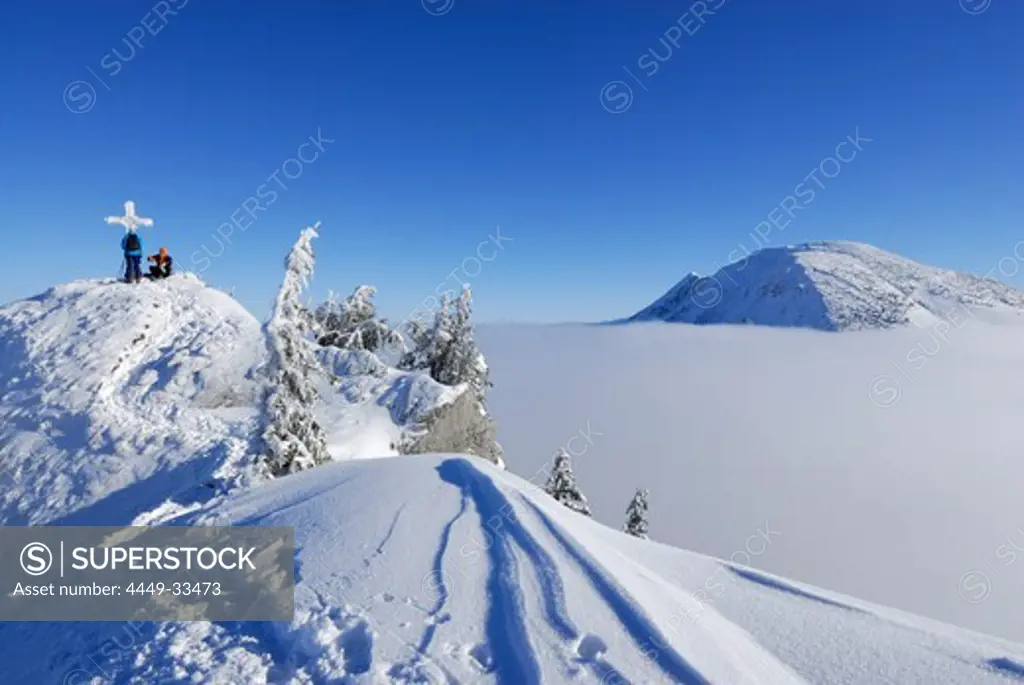 Alpinists on summit of Rauhkopf, Spitzing, Bavarian foothills, Bavaria, Germany