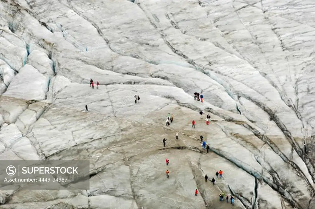 Tourists on the glacier, Climate change, Grossglockner, Glocknergruppe, Hohen Tauern, Austria
