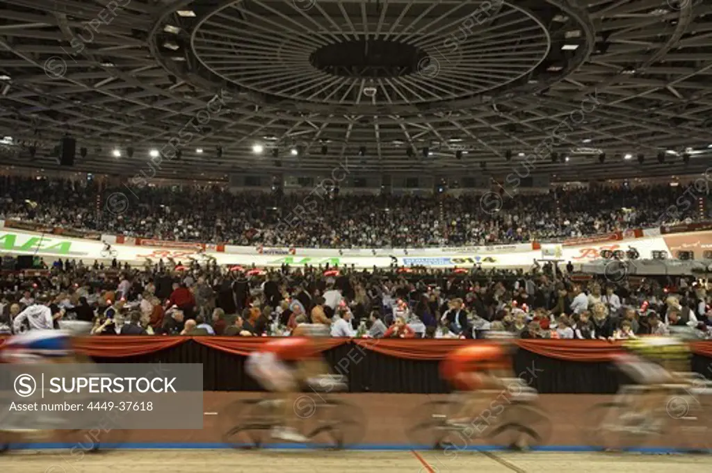 Six day cycle race in Berlin's Velodrom, Europe's largest steel roof, important concert venue for popstars