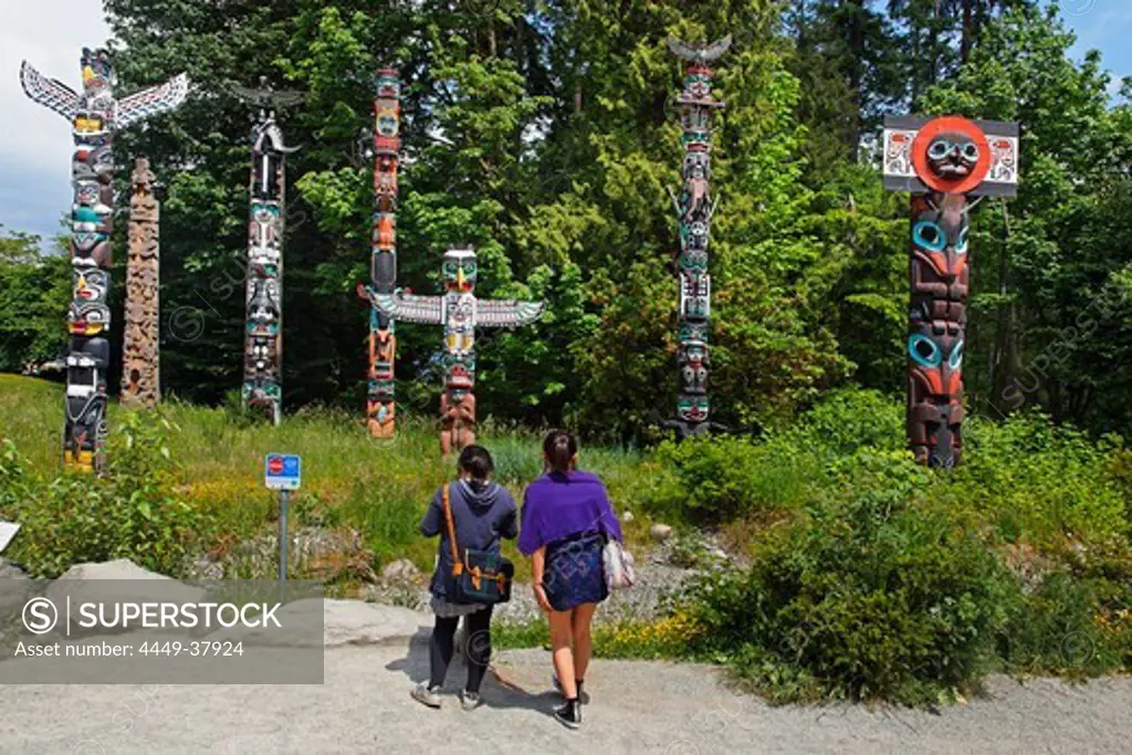 Totem pole in Stanley Park, Vancouver City, Canada, North America