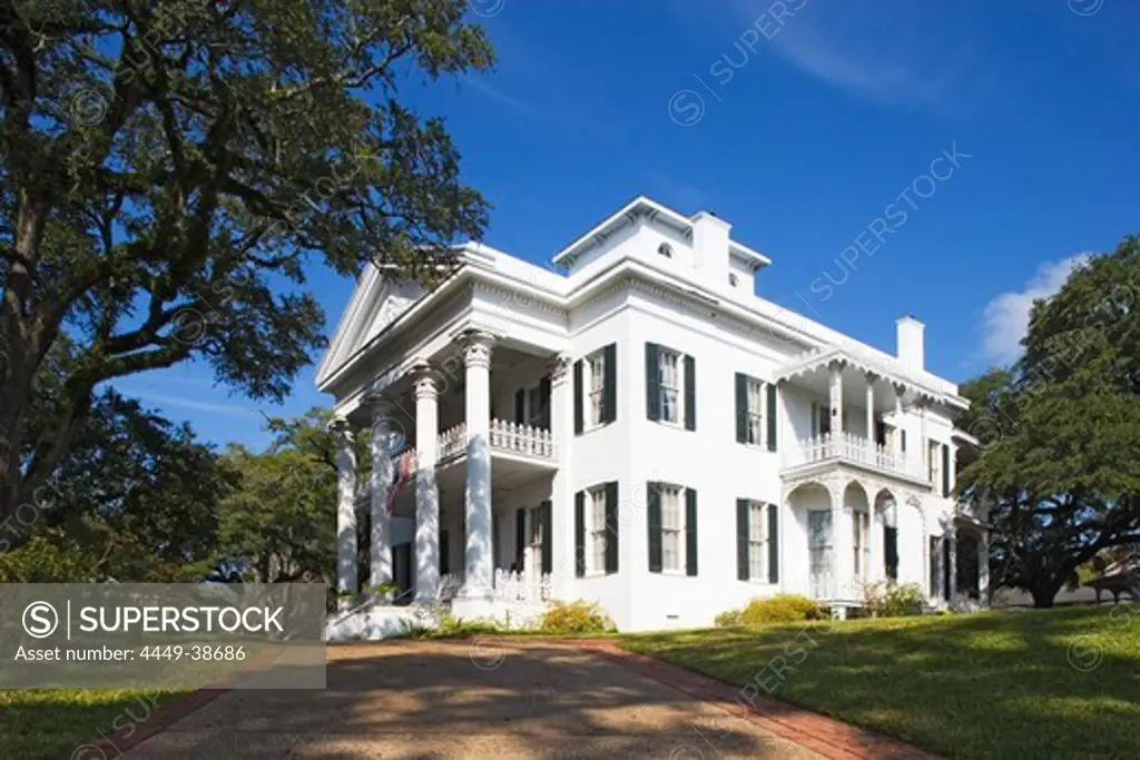 Stanton Hall, built in 1857, is a typical palatial antebellum home in greek revival style, Natchez, Mississippi, USA