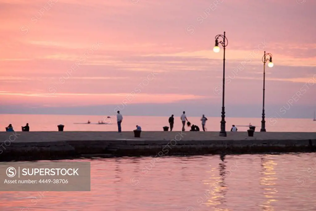Sunset on the Molo Audace, Trieste, Friuli-Venezia Giulia, Upper Italy, Italy