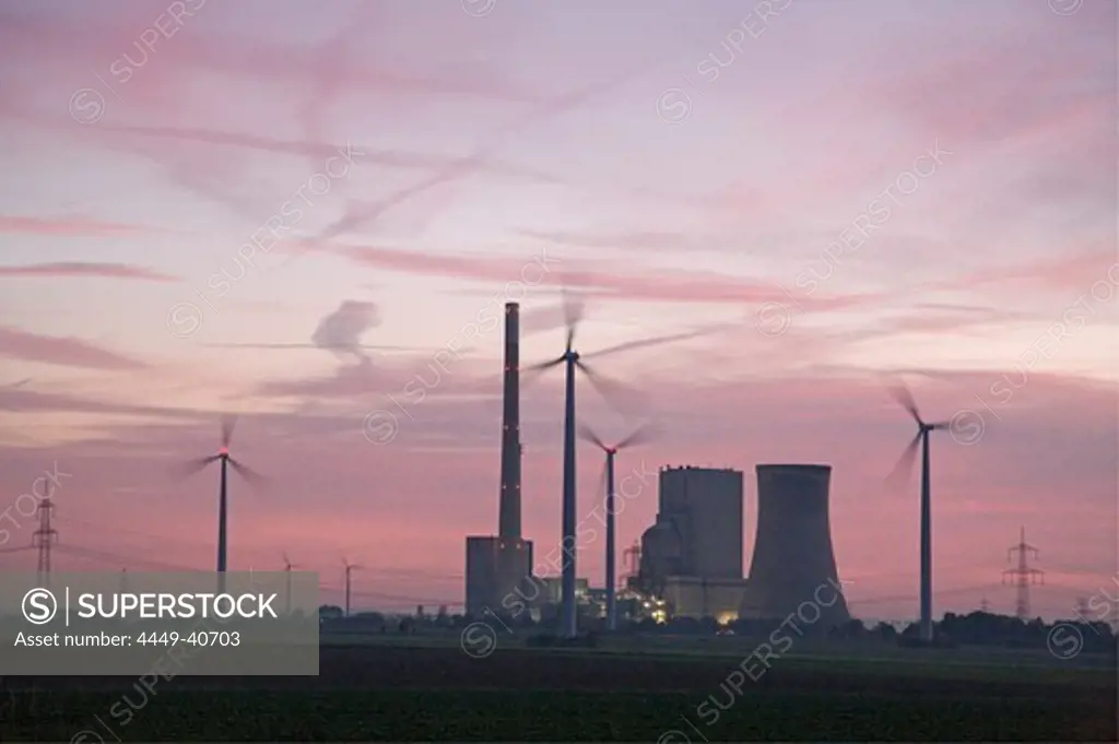 coal power station, and wind turbines, Mehrum, Hanover, Lower saxony, northern Germany