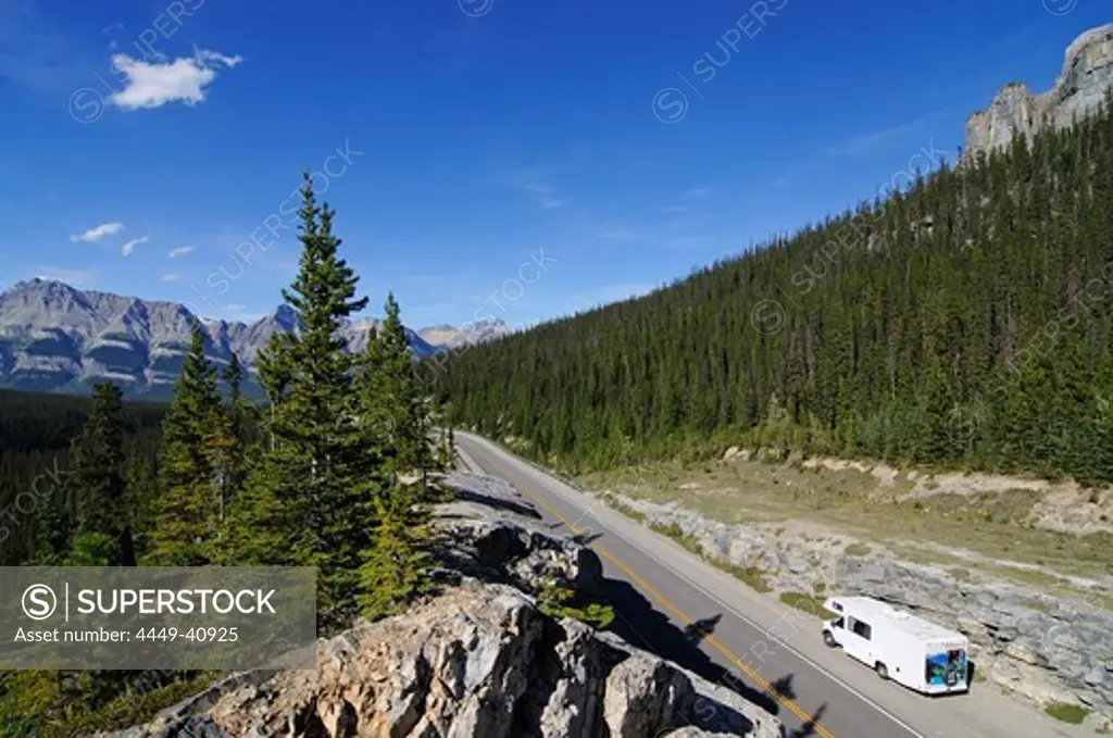 Camper, Trans Canada Highway, Castle Mountain, Alberta, Canada