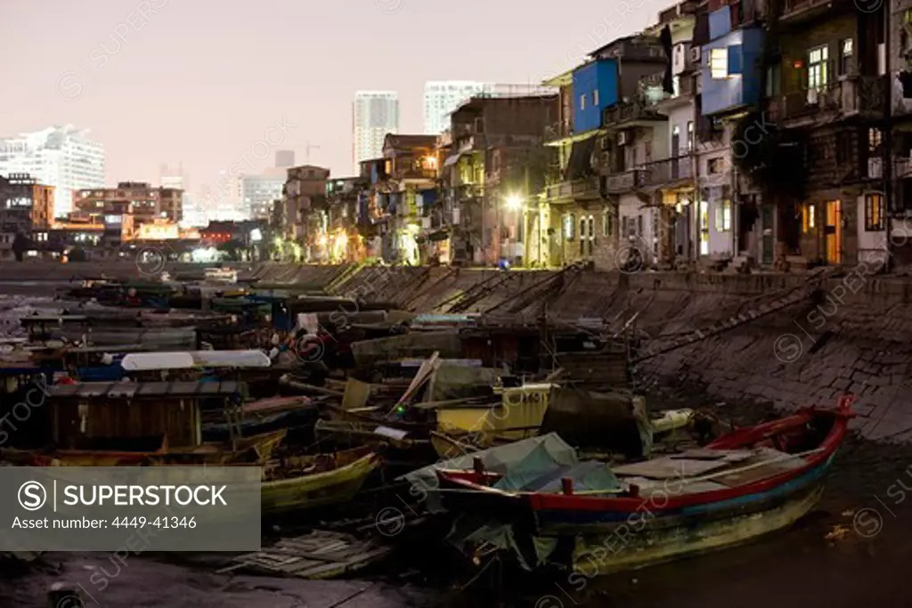 Old harbour with fishing boats in the evening, Siming district, Xiamen, Fujian province, China, Asia