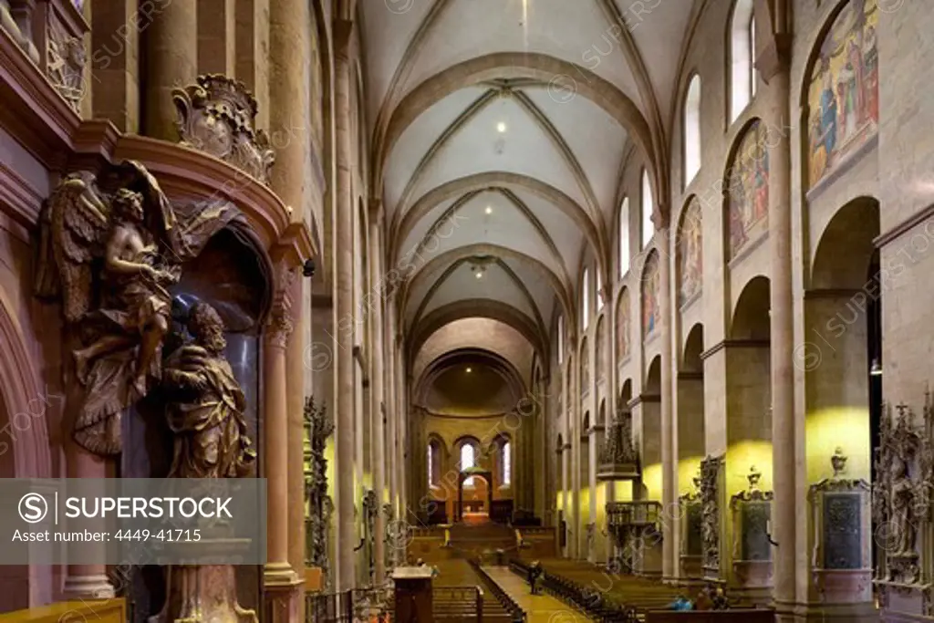 Main nave in Mainz Cathedral, Mainz, Rhineland-Palatinate, Germany, Europe