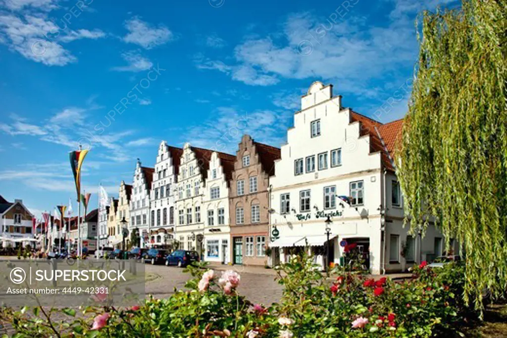 Houses at market square, Friedrichstadt, Schleswig-Holstein, Germany