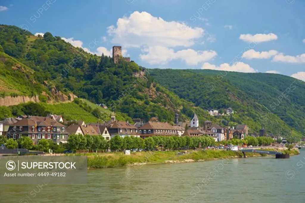 Gutenfels castle, Kaub, Shipping on the river Rhine, Koeln-Duesseldorfer, Mittelrhein, Rhineland-Palatinate, Germany, Europe