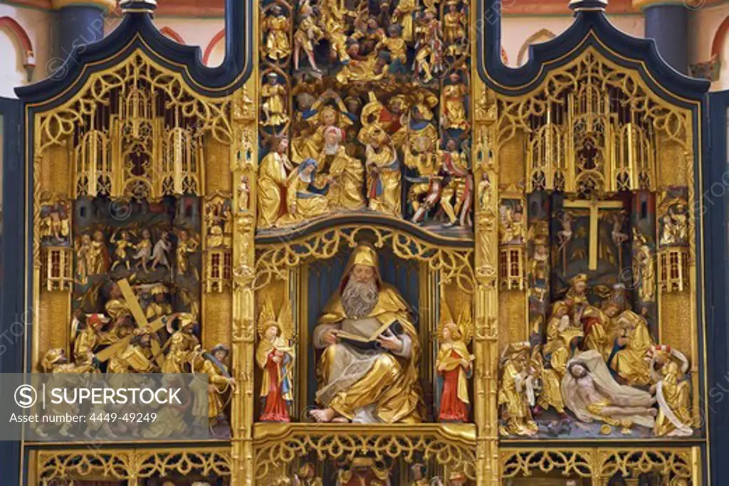 Golden Altar, collegiate church St. Martin and St. Severus at Muenstermaifeld, Mayen-Koblenz, Eifel, Rhineland-Palatinate, Germany, Europe