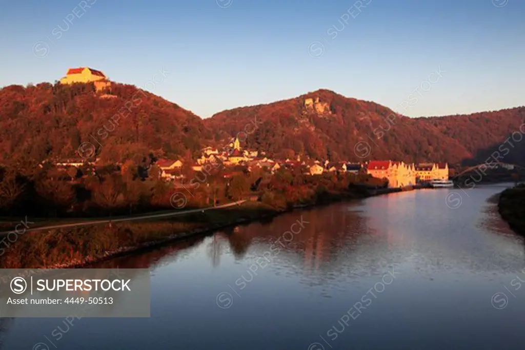 View to Riedenburg with Rosenburg castle and Tachenstein ruin, nature park Altmuehltal, Franconian Alb, Franconia, Bavaria, Germany