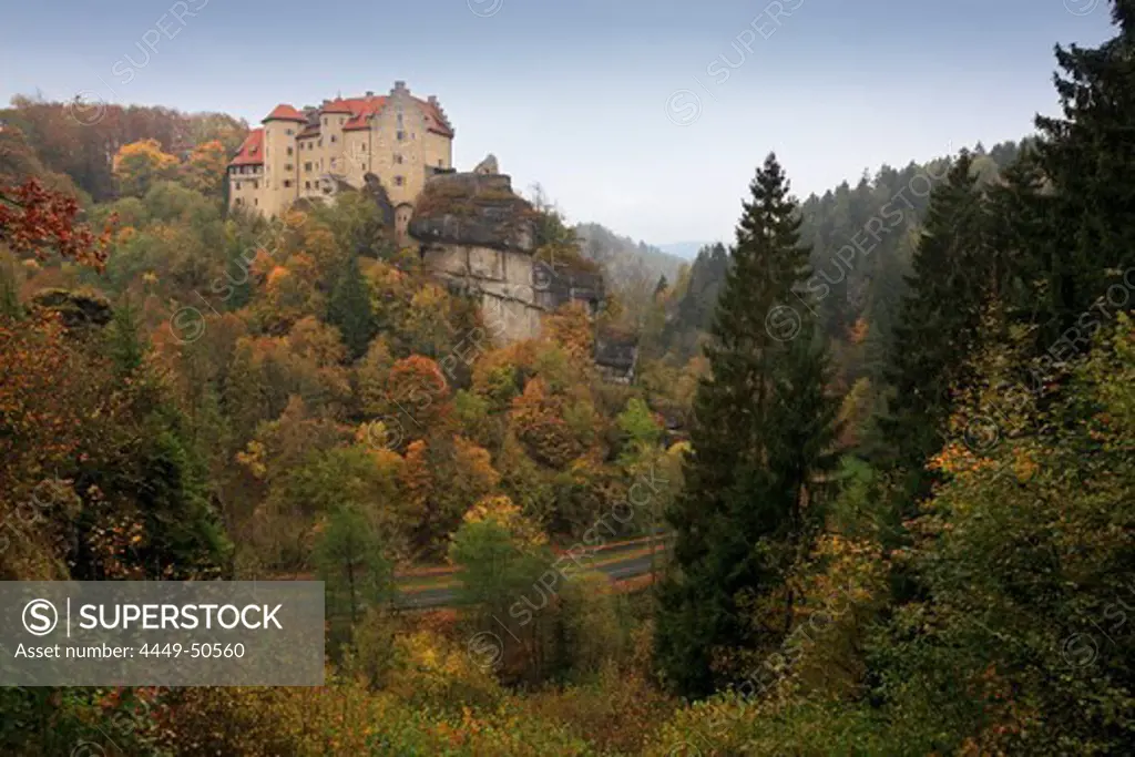 Rabenstein castle above the Ahorn valley, Fraenkische Schweiz, Franconia, Bavaria, Germany