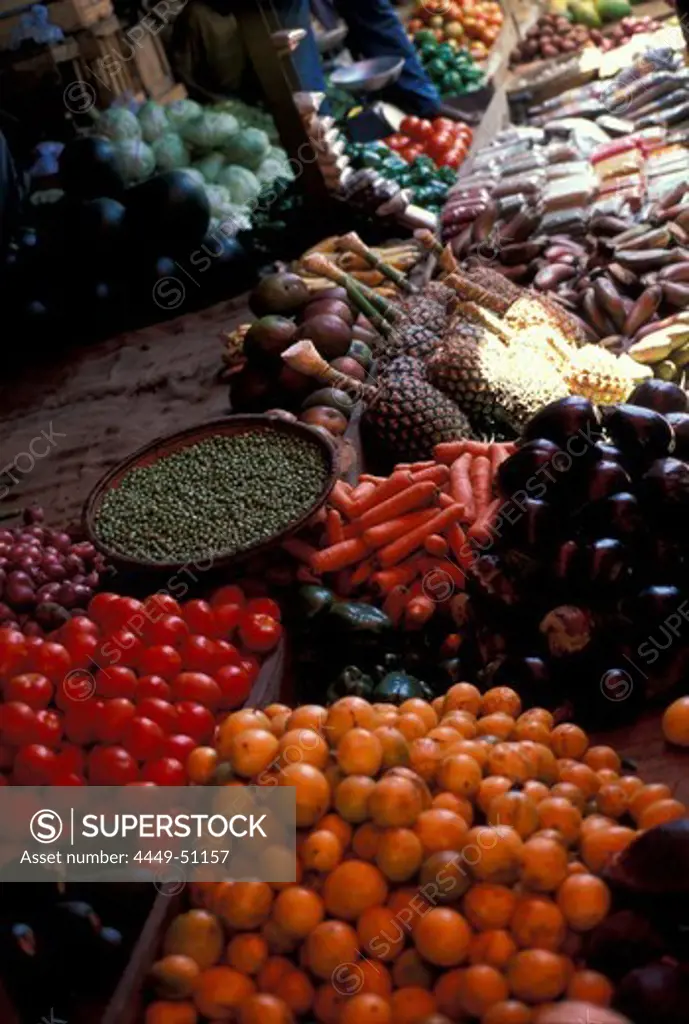 Fruit and vegetables at the Darajani Market in Stone Town, Zanzibar city, Zanzibar, Tanzania, Africa
