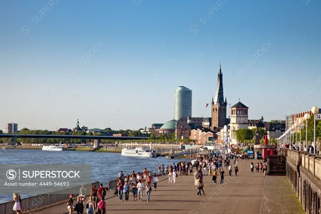 People at Rhine promenade, Duesseldorf, Duesseldorf, North Rhine-Westphalia, Germany, Europe