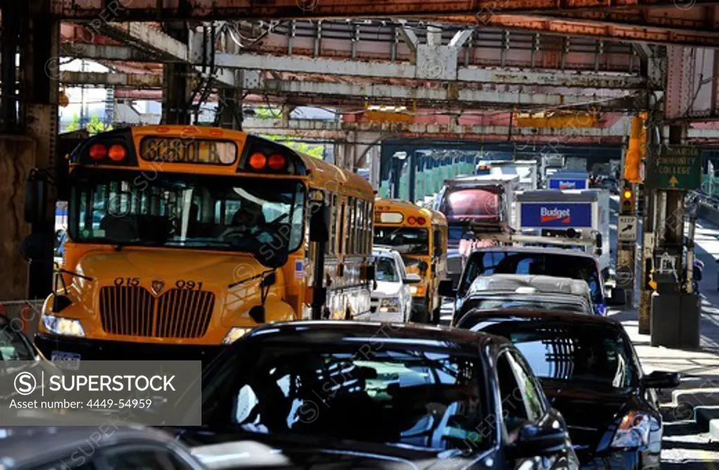 Traffic, Queens Plaza, Queens, New York, USA, New York City, New York, USA, North America, America