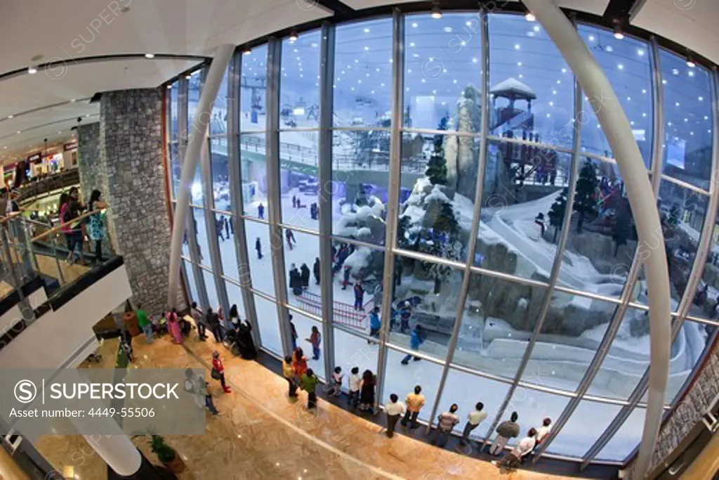Dubai Mall of Emirates Ski dubai, Indoor skiing, United Arab Emirates, Arabian Peninsula, Middle East, Asia
