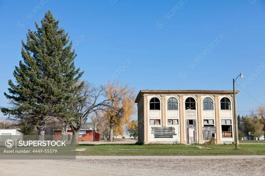 Abandoned bank building in a small city, shrinking cities, Maxbass, Minot, North Dakota, United States of America, USA