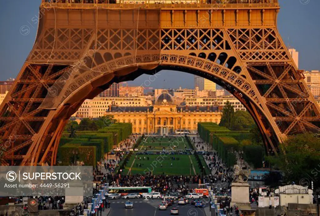 Eiffel Tower and Ecole Militaire building in background, Paris, France