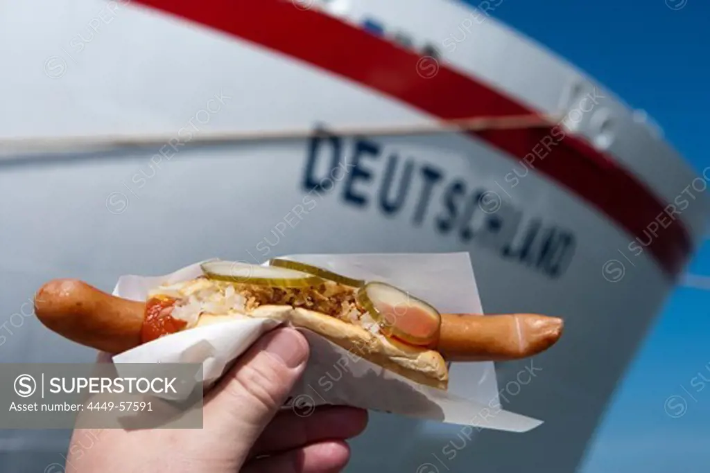 Polser hot dog, welcome for passengers on the cruiseship MS Deutschland (Reederei Peter Deilmann), Aalborg, North Jutland, Denmark