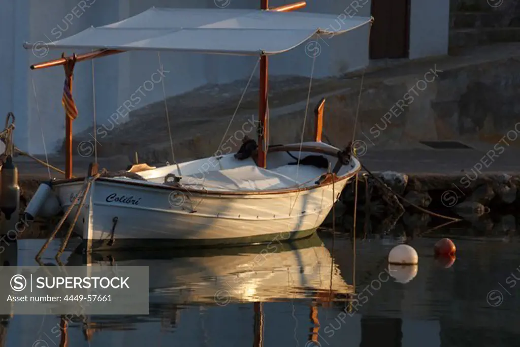 Fishing port, boat, Cala Figuera, near Santanyi, Mallorca, Balearic Islands, Spain, Europe