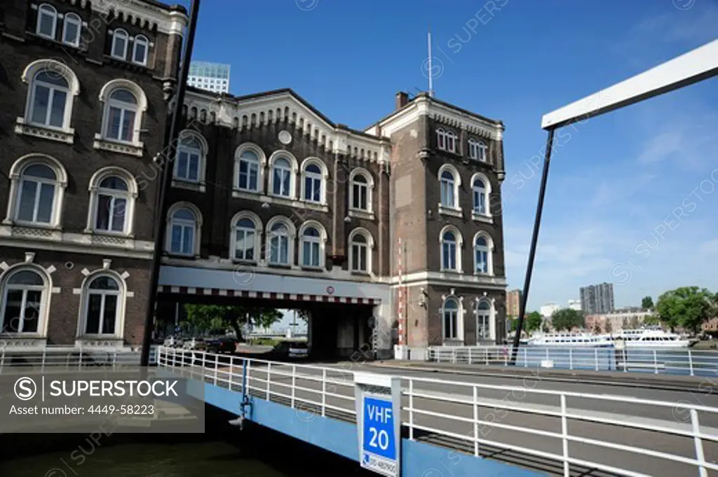 Poortgebouw, building with bridge near the Nieuwe Maas river, Binnenhaven harbour, Kop van Zuid, Rotterdam, South Holland, Netherlands