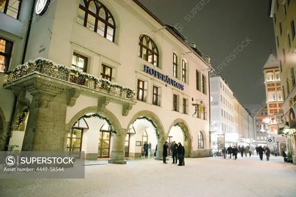 Snow near Hofbraeuhaus am Platzl, Old part of Munich, Munich, Bavaria, Germany