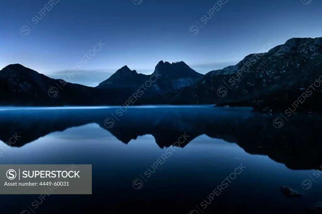 Cradle Mountain and Dove Lake at dawn light, peak, mirroring, Cradle Mountain Lake St Clair National Park, Tasmania, Australia