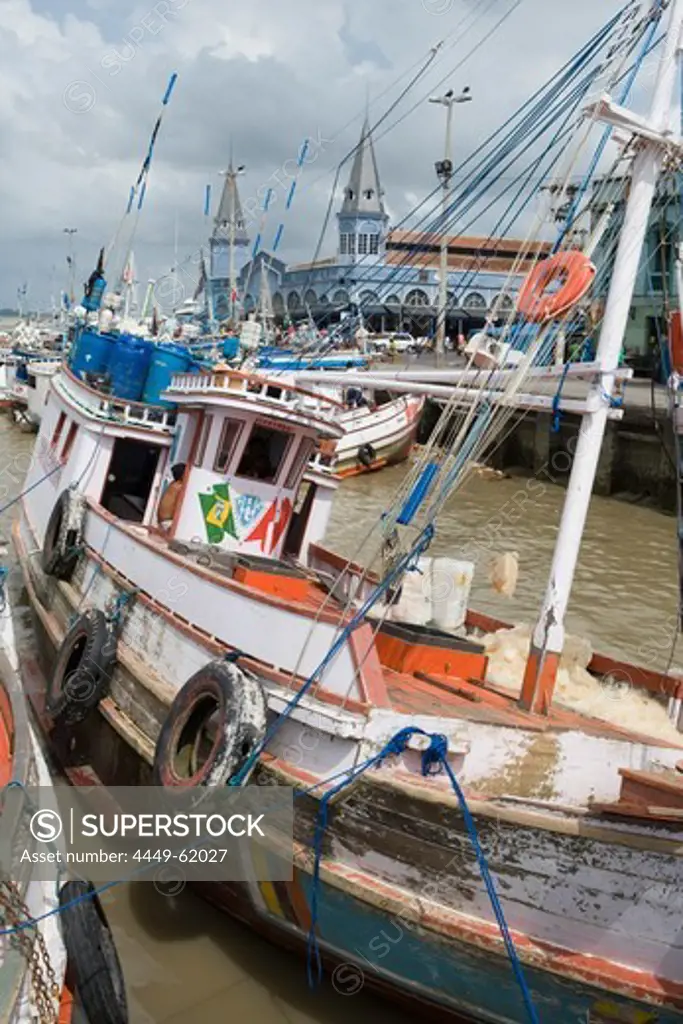 Fishing boats in the harbour outside Mercado Ver O Peso Market, Belem, Para, Brazil, South America