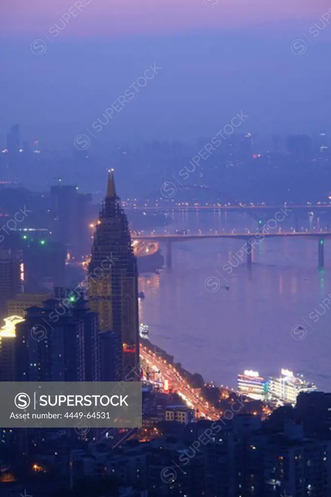 Evening athmosphere aboth the skyline of the Yangtze river bank, Chongqing, China, Asia