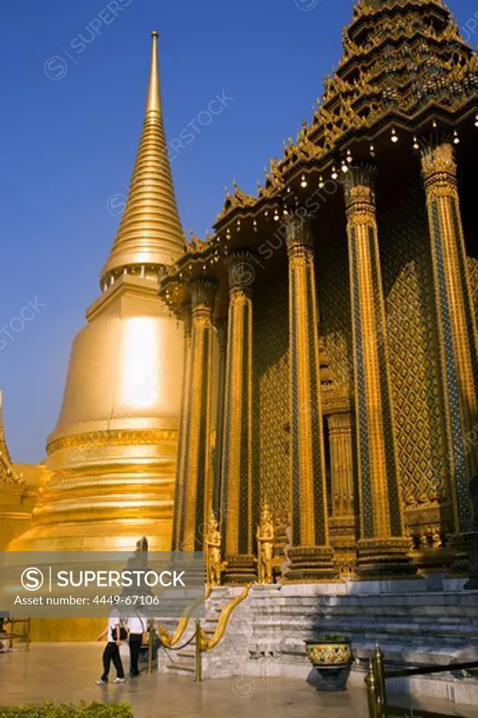 Phra Sri Rattana Chedi and Phra Mondop, library, Wat Phra Kaew, the most important Buddhist temple of Thailand, Ko Ratanakosin, Bangkok, Thailand