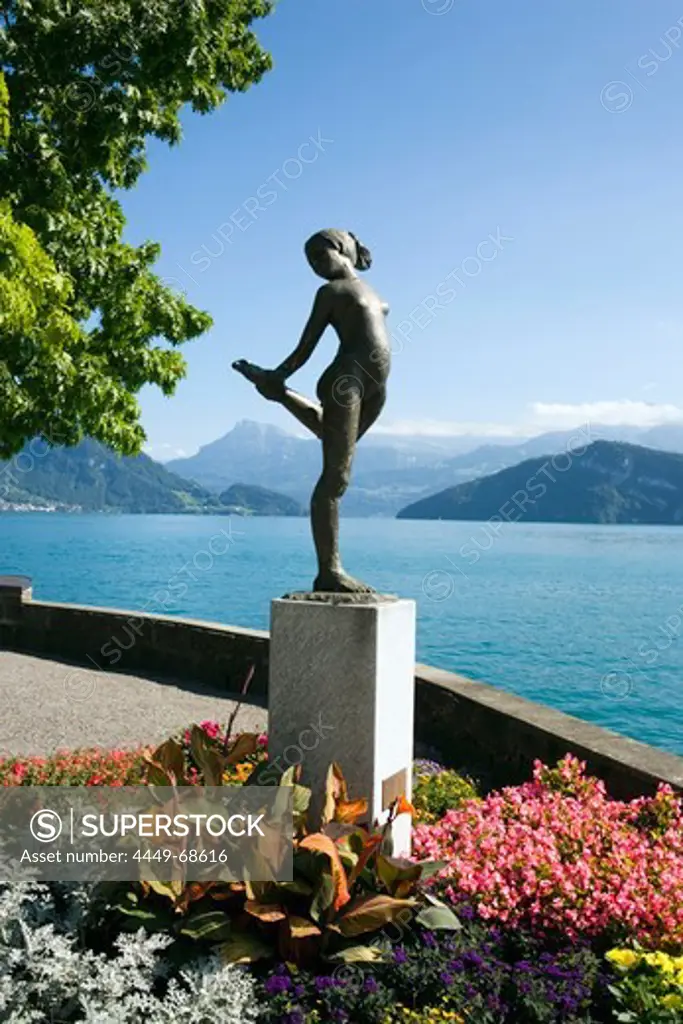 Sculpture Die Taenzerin (chorus girl) in the Raineggrondelle, view to Lake Lucerne, Weggis, Canton of Lucerne, Switzerland