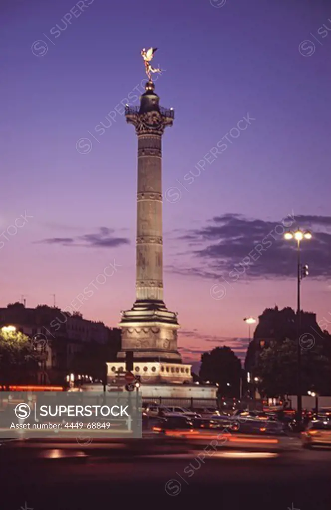 France, Paris, Place la Bastille, Liberty column, dusk