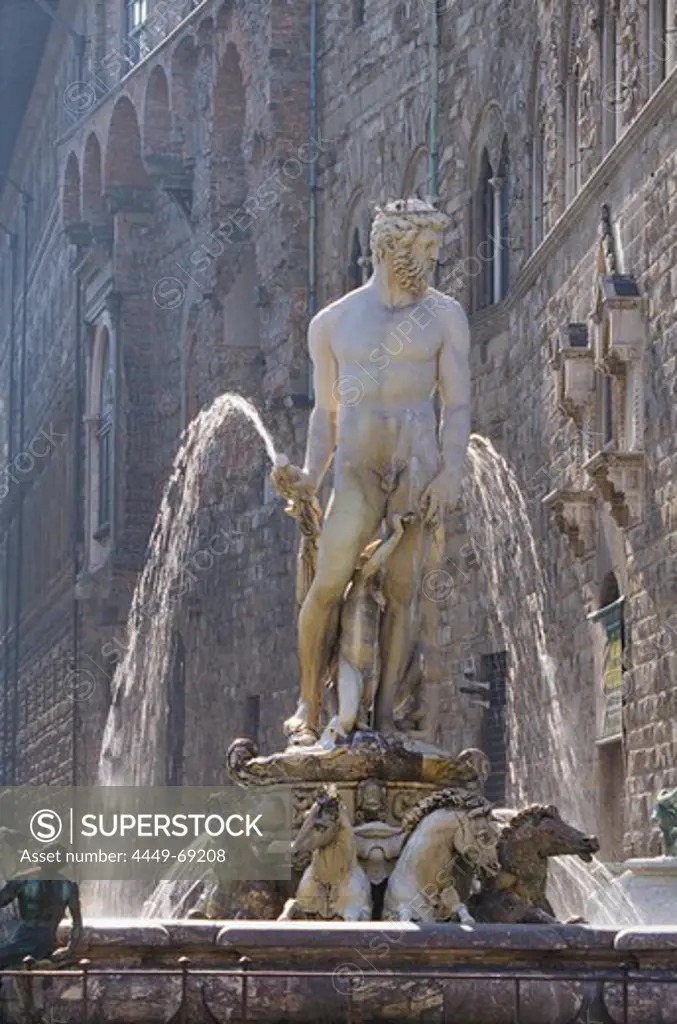 Fontana del Nettuno, Piazza della Signoria, Florence, Tuscany, Italy