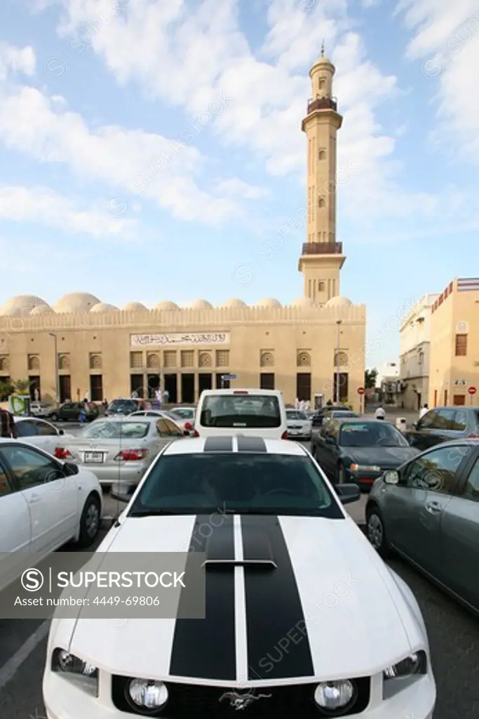Cars in front of a Mosque in Bur Dubai, Dubai, United Arab Emirates, UAE