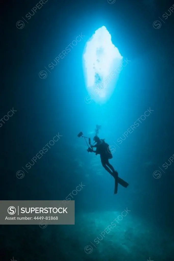 Diver in Siaes Tunnel Cave, Micronesia, Palau