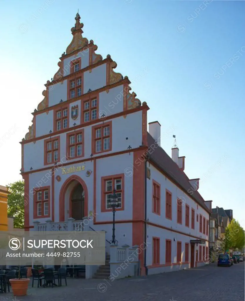 Old town hall with Renaissance frontone, Market Place of Bad Salzuflen, Strasse der Weserrenaissance, Lippe, North Rhine-Westphalia, Germany, Europe