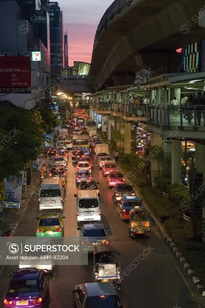 Cars on Silom Road at rush hour in the evening, Bangkok, Thailand, Asia
