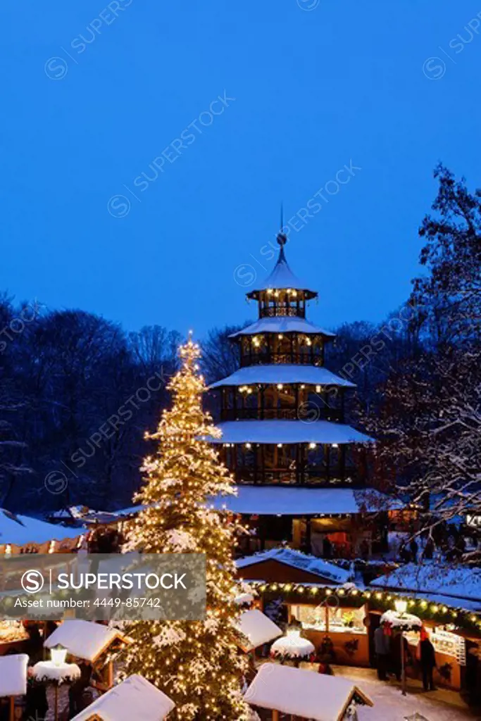 Christmas market at the Chinese Tower, Chinesischer Turm, Englischer Garten, Munich, Bavaria, Germany
