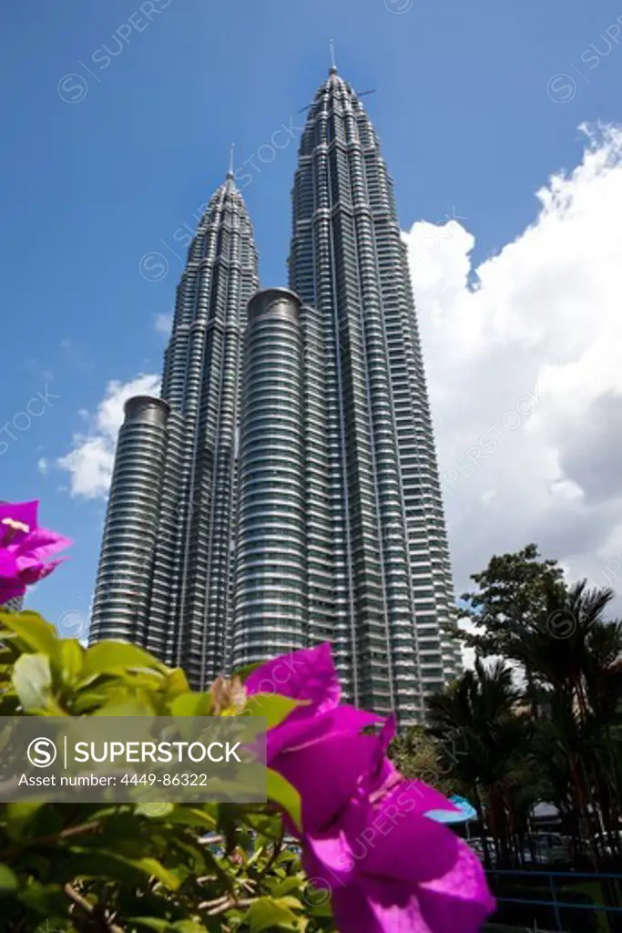 Petronas Twin Towers, Kuala Lumpur City Center, Kuala Lumpur, Malaysia, Asia