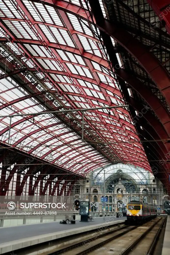 Platform at the central railway station, Centraal Station, Antwerp, Anvers, Flanders, Belgium, Benelux