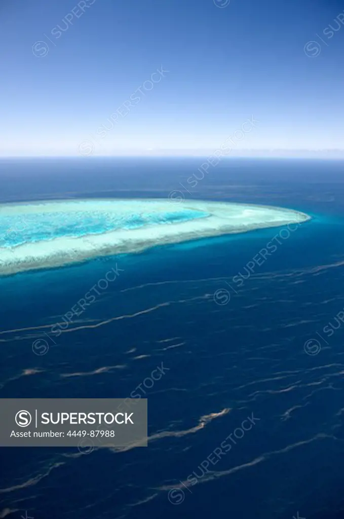 Heron Island with platform reef from above, cords of the coral spawning, Great Barrier Reef Marine Park, UNESCO World Heritage Site, Queensland, Australia