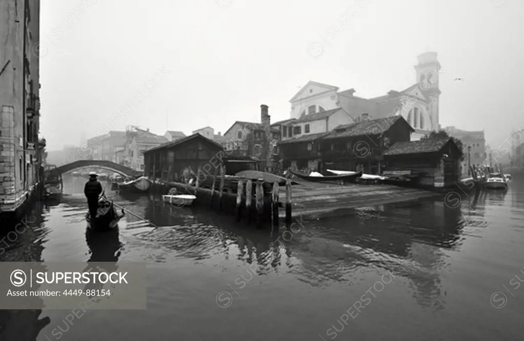 Fog, gondola, gondola dockyard of San Trovaso, Venice, Italy